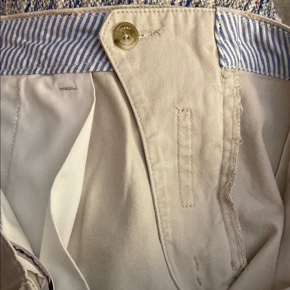 Tommy Hilfiger Light Khaki Twill Shorts - Picture 4 of 5